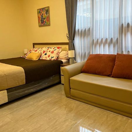 Appartamento Casa Familia Syariah Sleman  Esterno foto