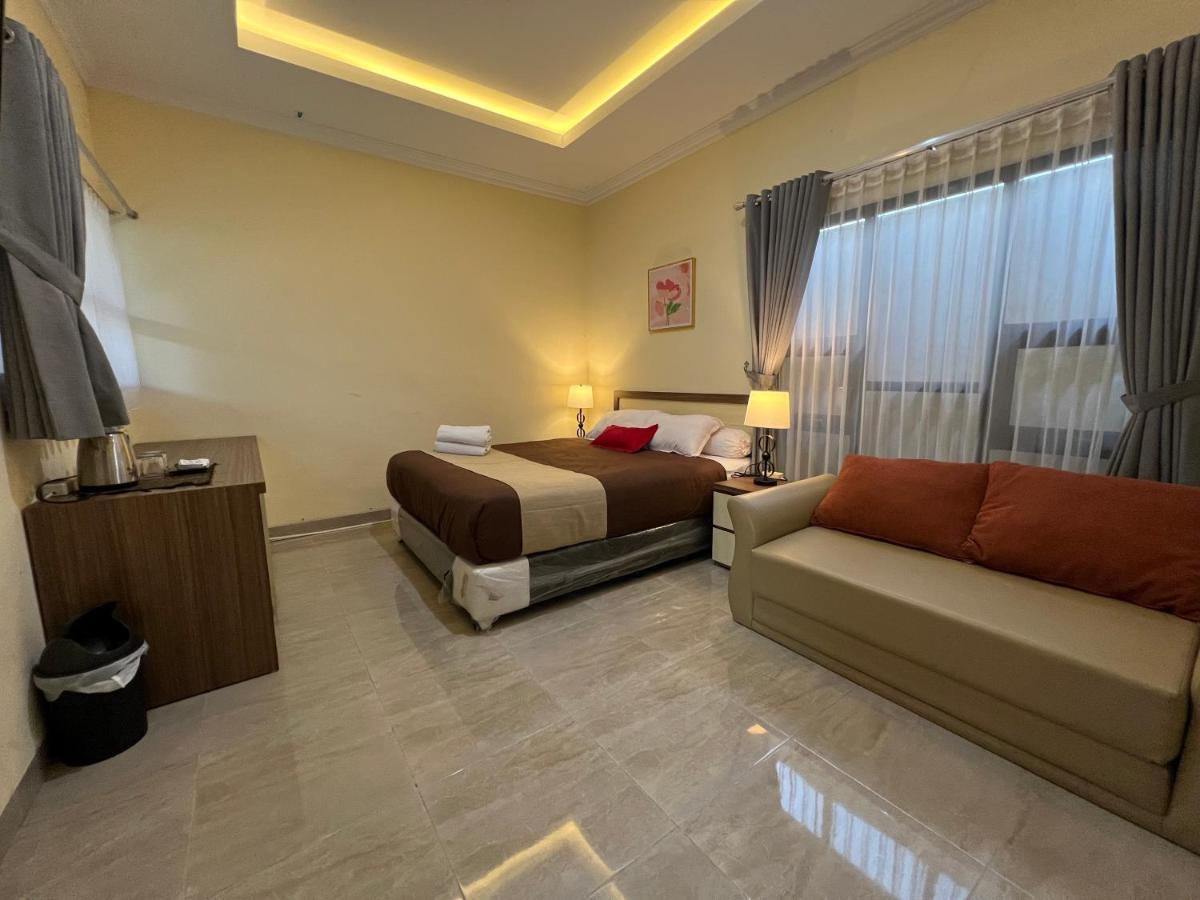 Appartamento Casa Familia Syariah Sleman  Esterno foto